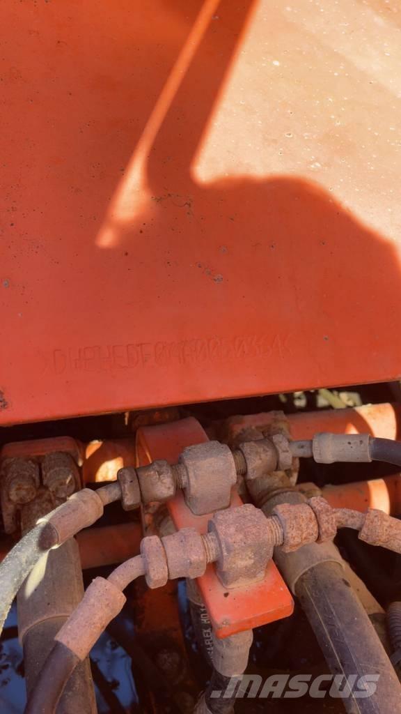 Doosan DX 255 LC Гусеничные экскаваторы