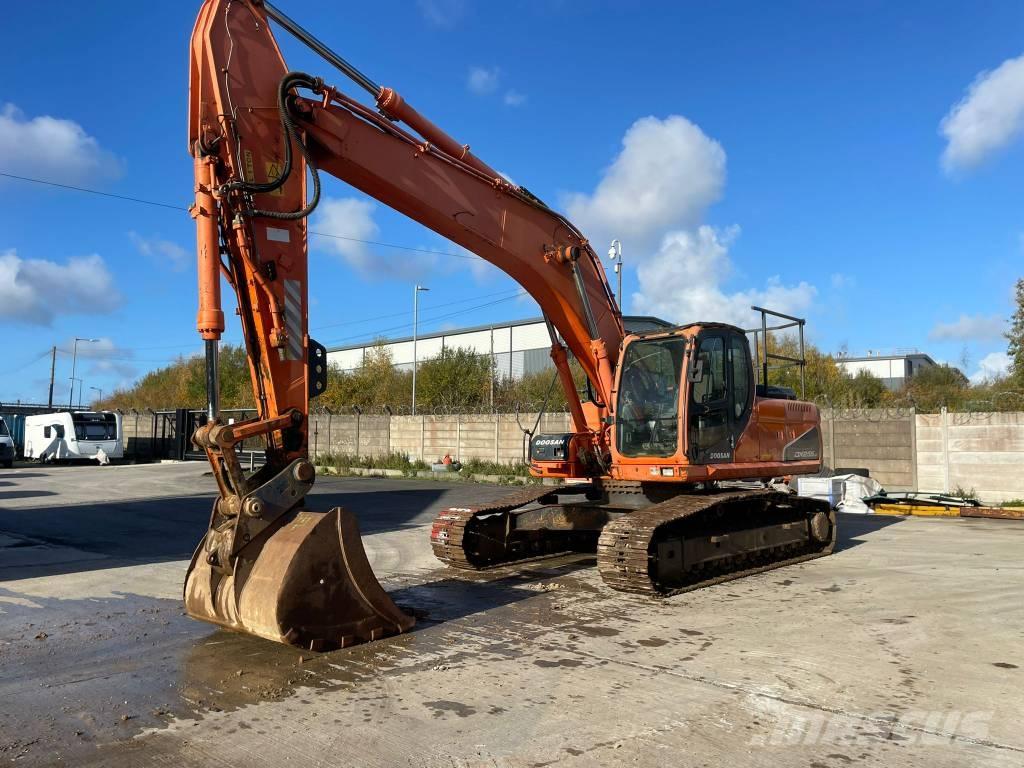 Doosan DX 255 LC Гусеничные экскаваторы