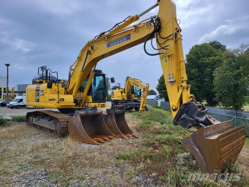 Komatsu PC210LC-11 Гусеничные экскаваторы