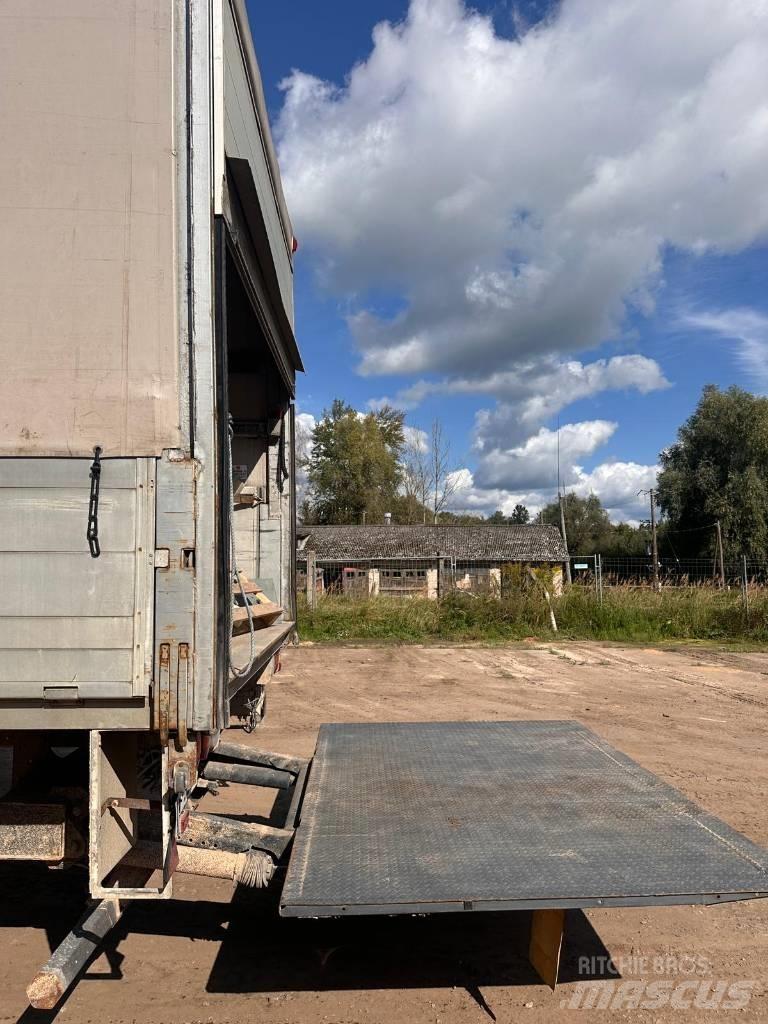 Iveco Stralis AT 190 Автомобильные краны