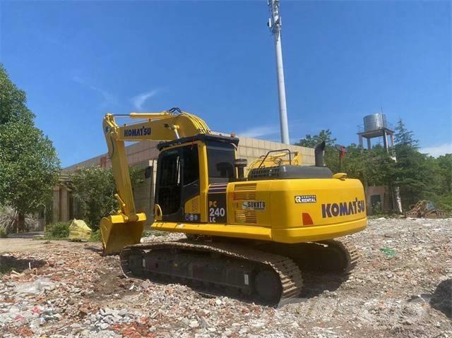 Komatsu PC 240 Гусеничные экскаваторы