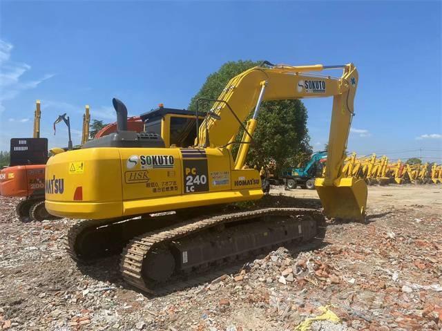Komatsu PC 240 Гусеничные экскаваторы