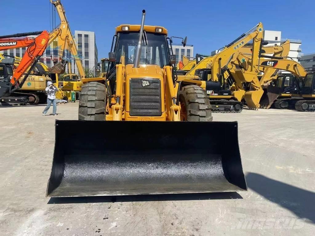 JCB 4 CX Экскаваторы-погрузчики