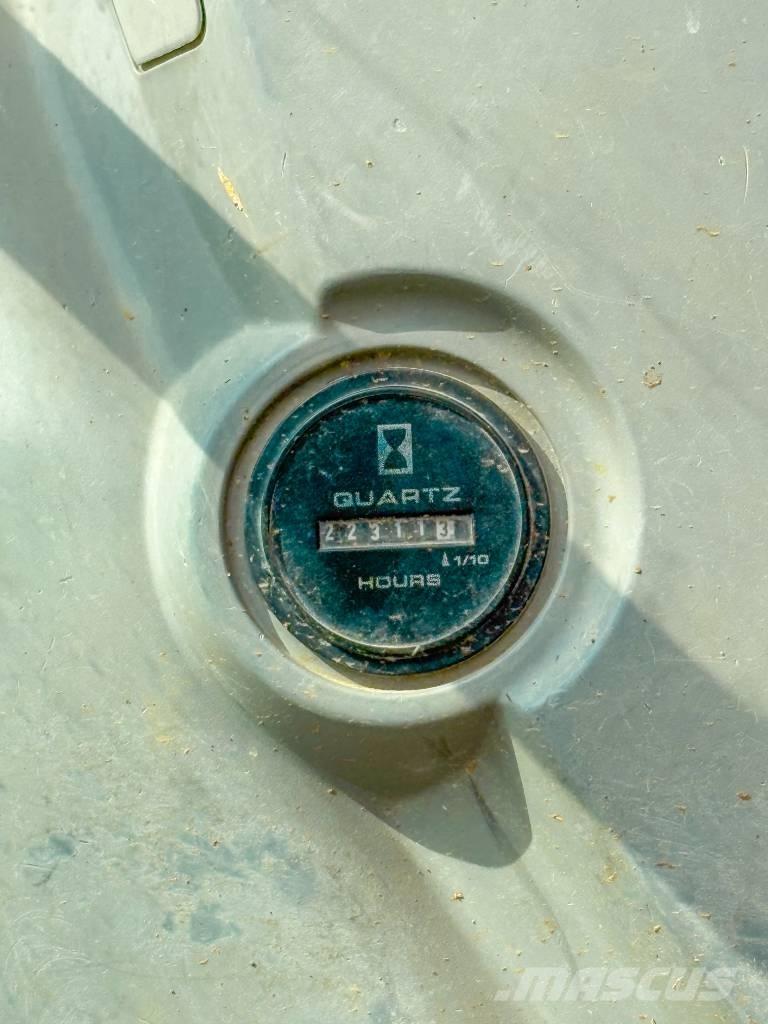 New Holland E 245 B Гусеничные экскаваторы