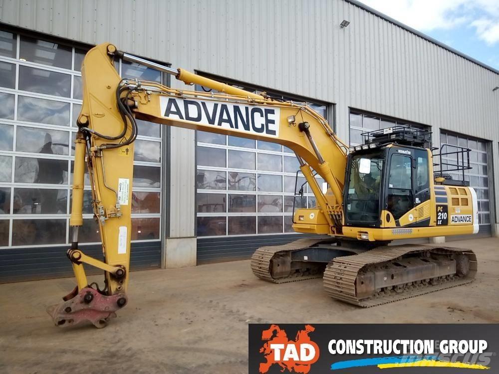 Komatsu PC210LC-11 Гусеничные экскаваторы