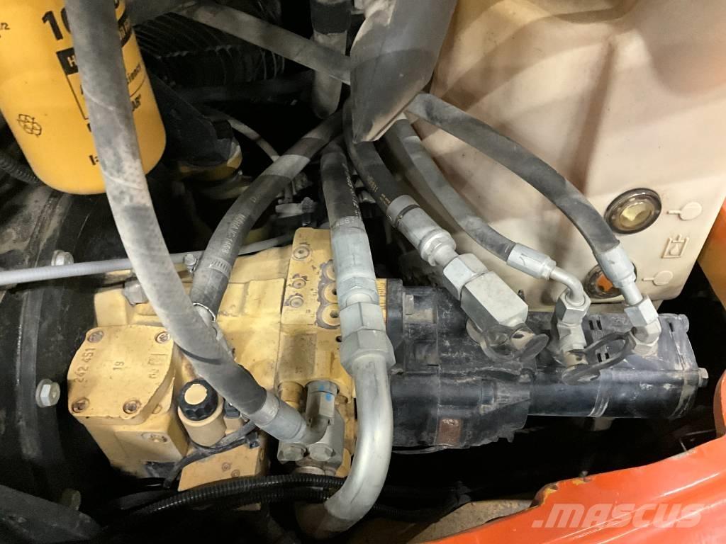 CAT 908 H Фронтальные погрузчики