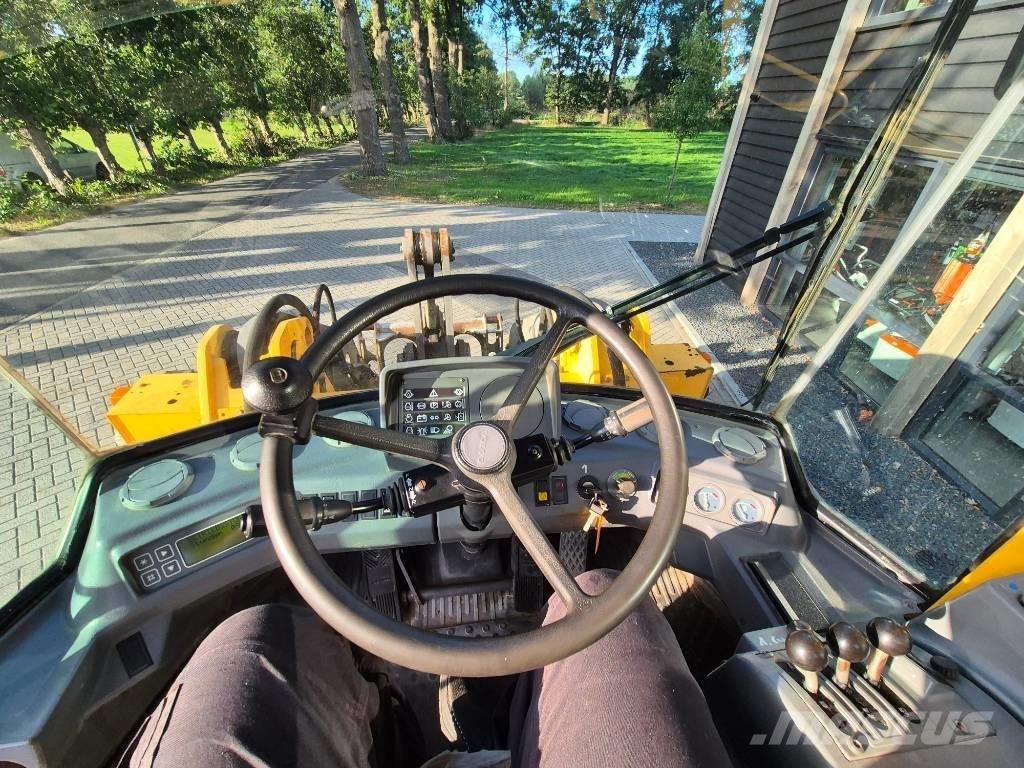 Volvo L 70 C Фронтальные погрузчики