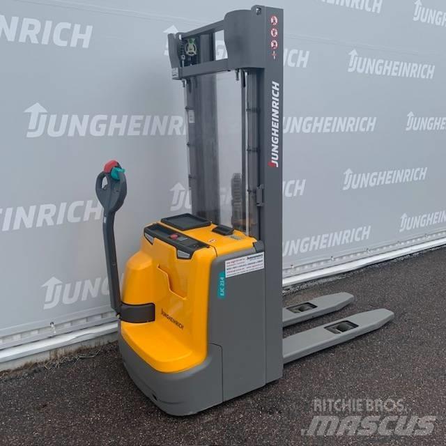 Jungheinrich EJC 214 Ручные штабелёры с электроподъёмом