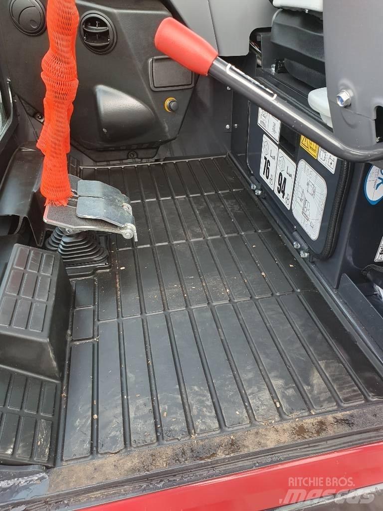 Yanmar SV26 Мини-экскаваторы