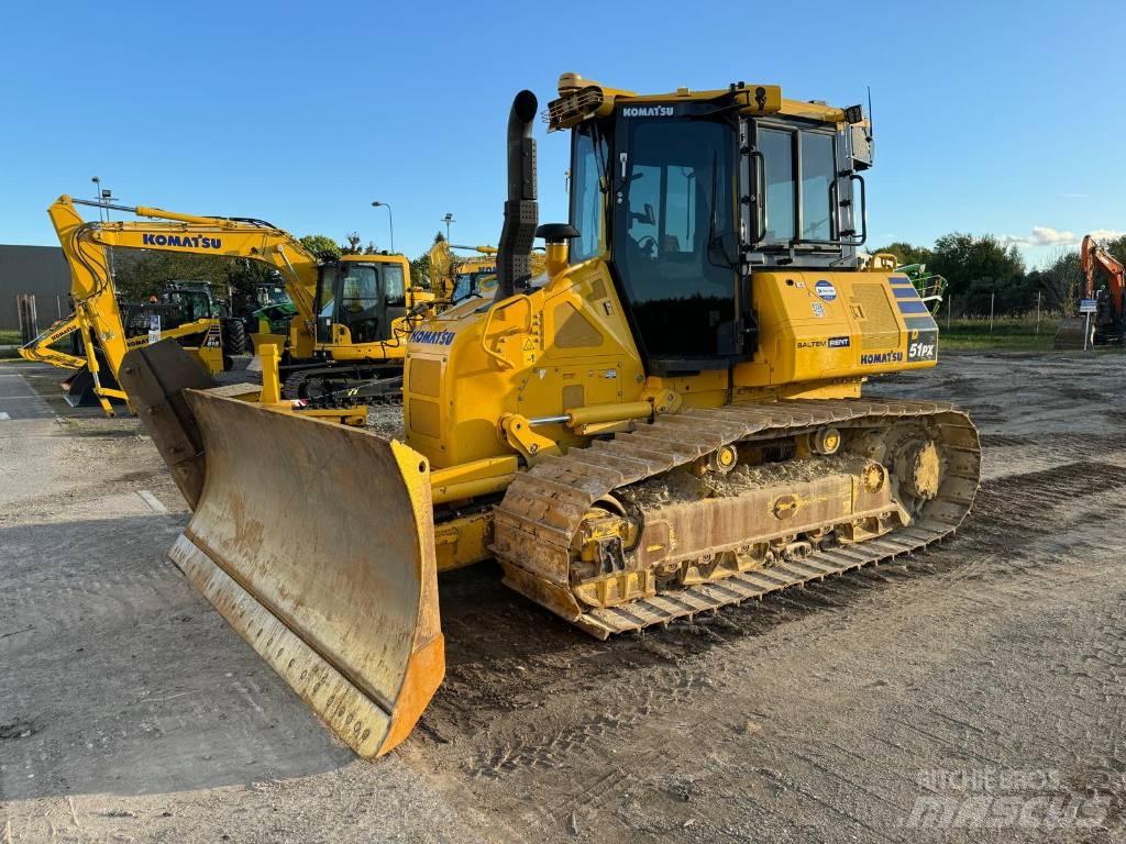 Komatsu D51PX-24E0 Гусеничные бульдозеры
