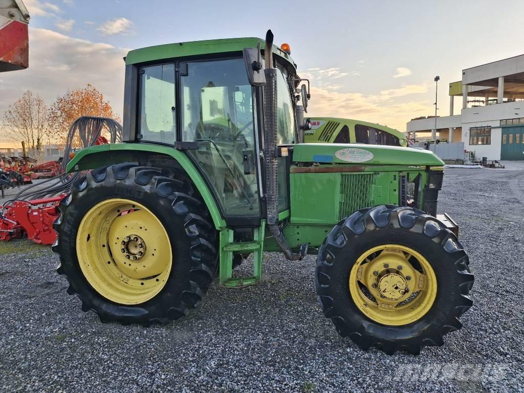 John Deere 6400 Трактора