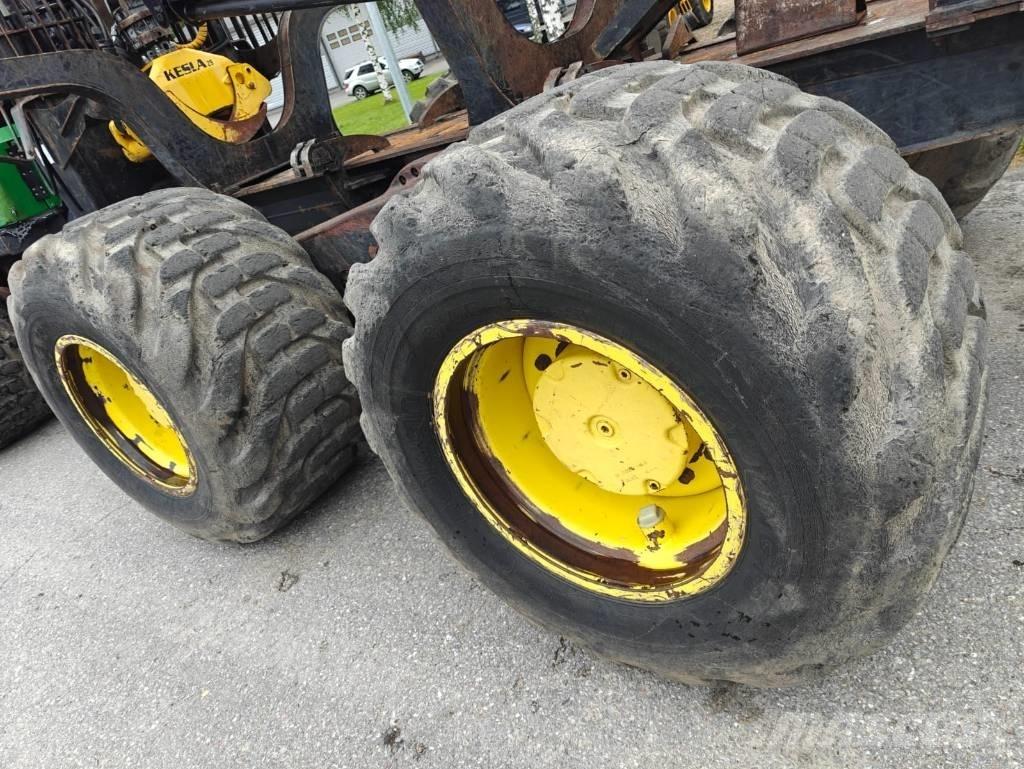 John Deere 1210 E Харвестеры