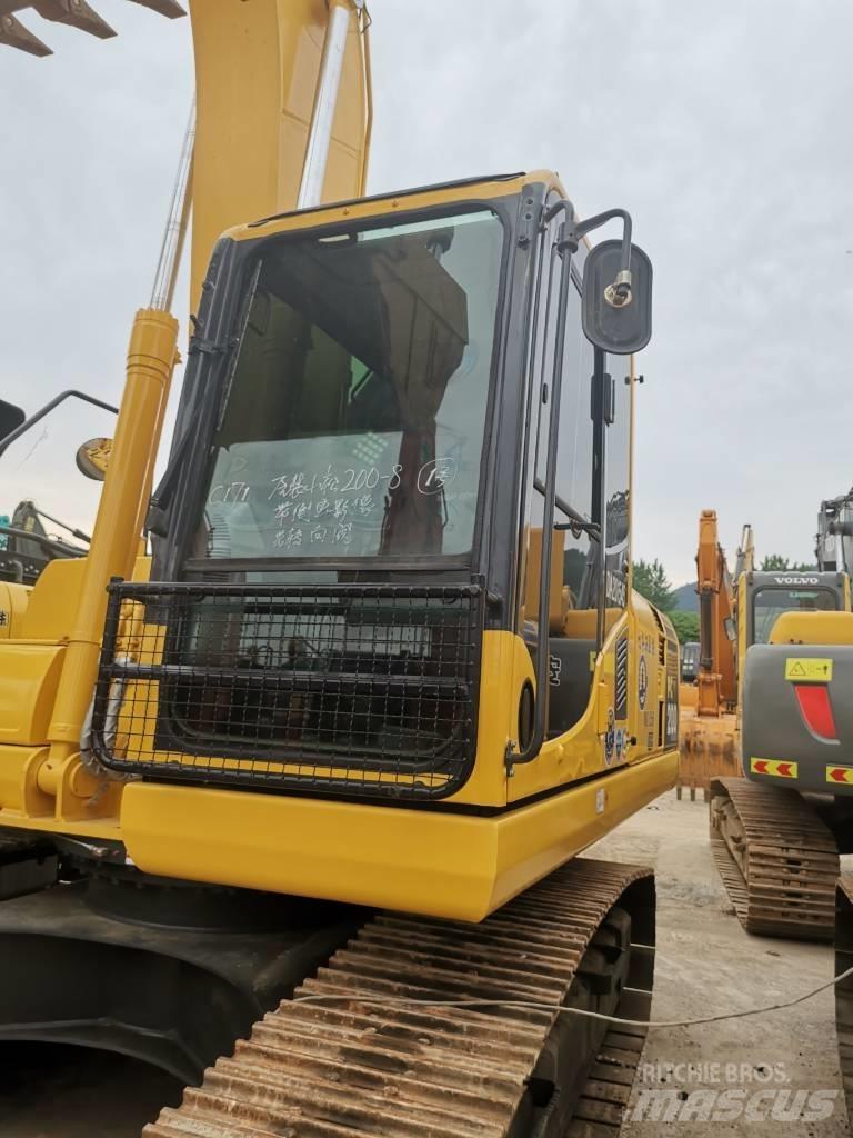 Komatsu PC 200 LC-8 Гусеничные экскаваторы