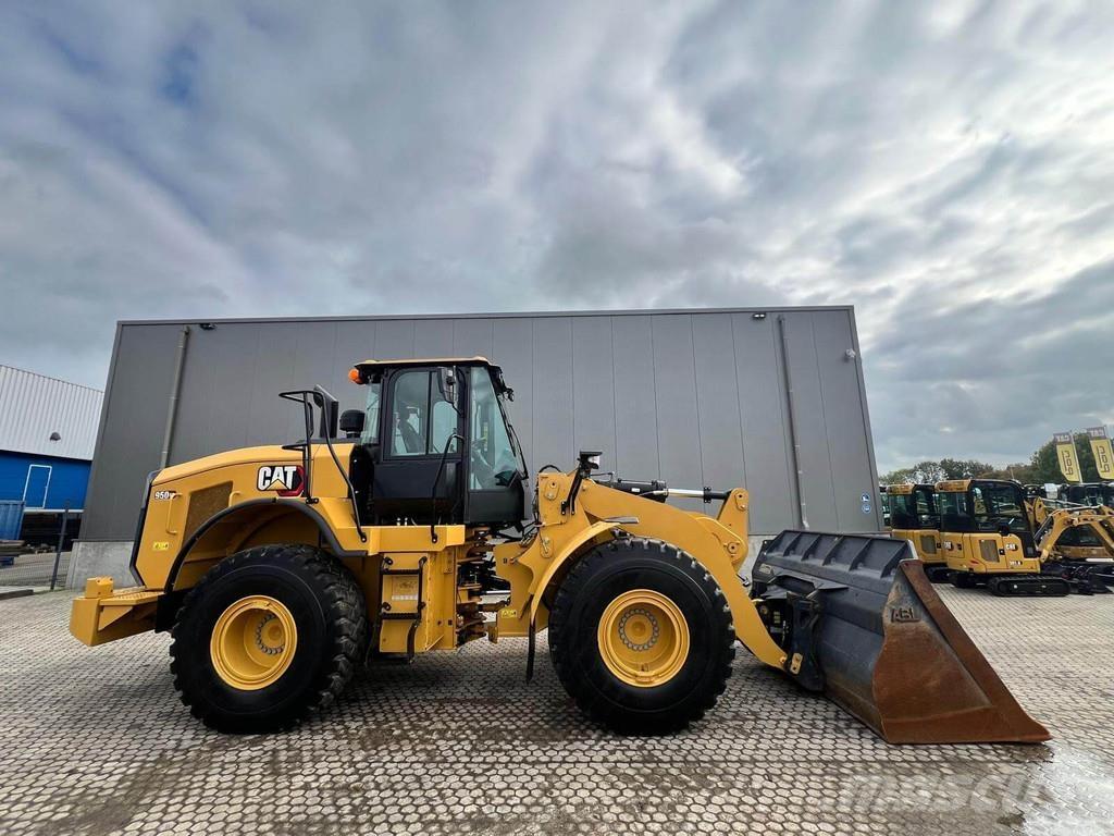 CAT 950GC Фронтальные погрузчики
