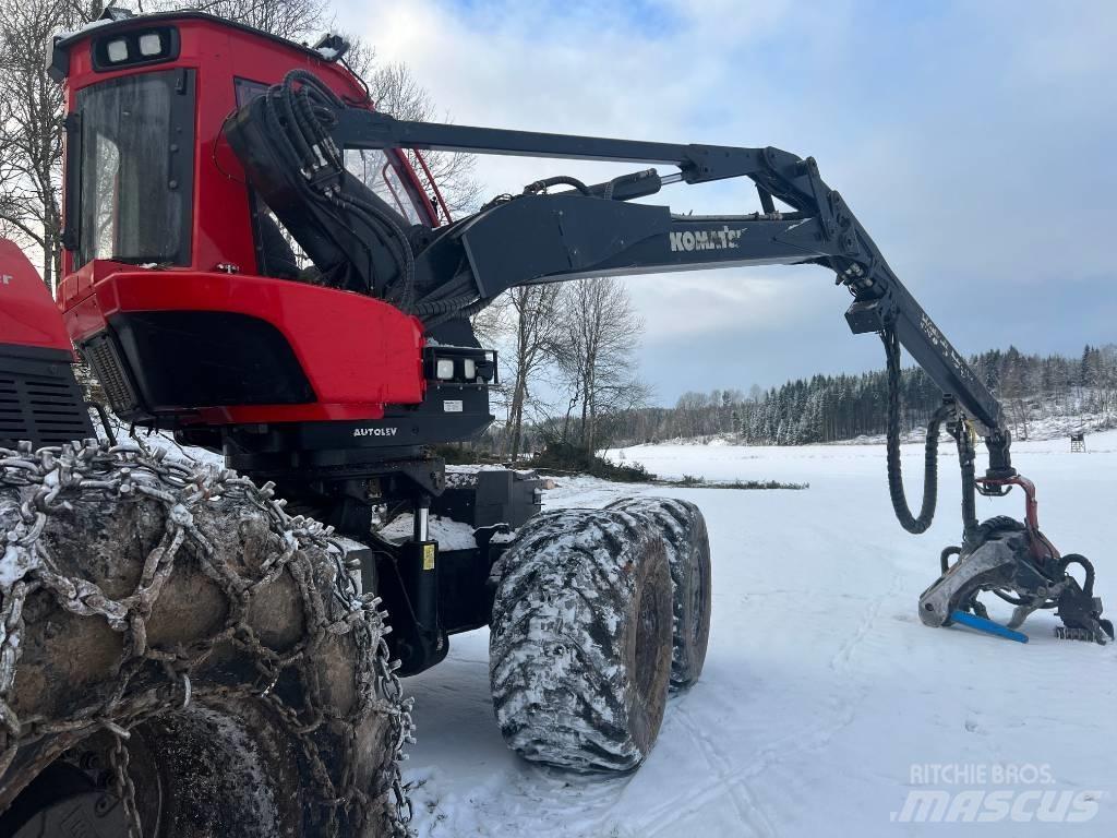 Komatsu 951 Харвестеры