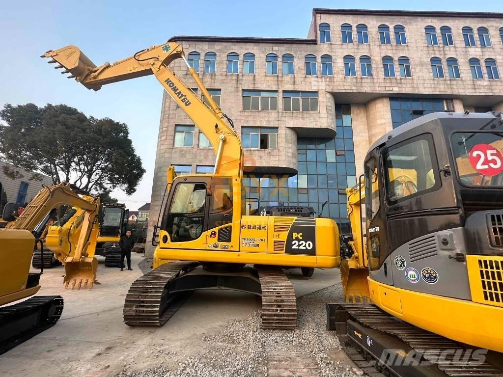 Komatsu PC 220-8 Гусеничные экскаваторы