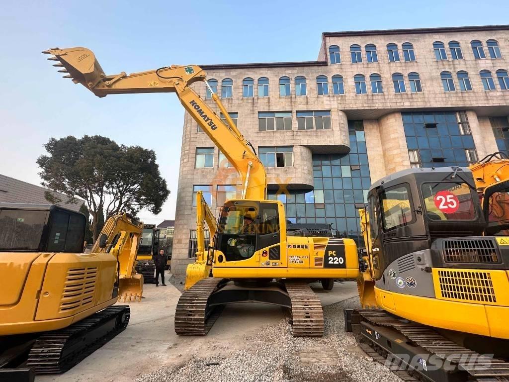 Komatsu PC 220-8 Гусеничные экскаваторы
