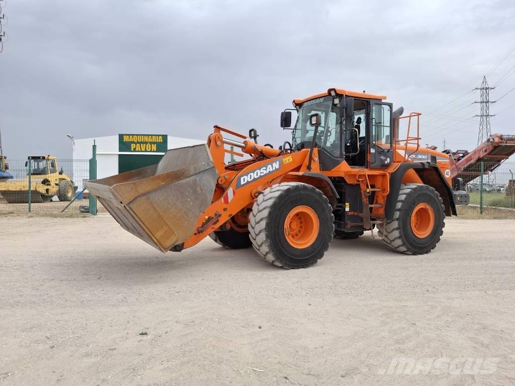 Doosan DL 300-5 Фронтальные погрузчики