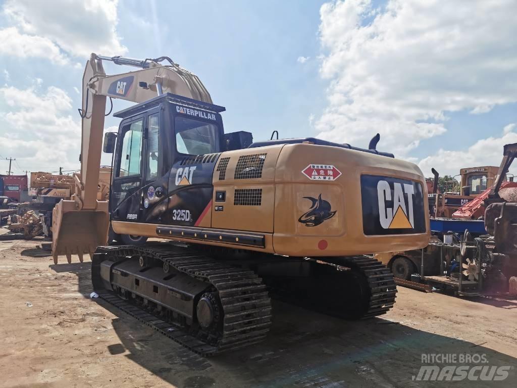 CAT 325DL Гусеничные экскаваторы