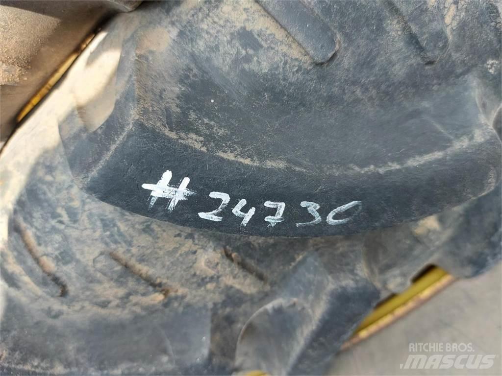 Kleber 270/95R32 Шины и колёса