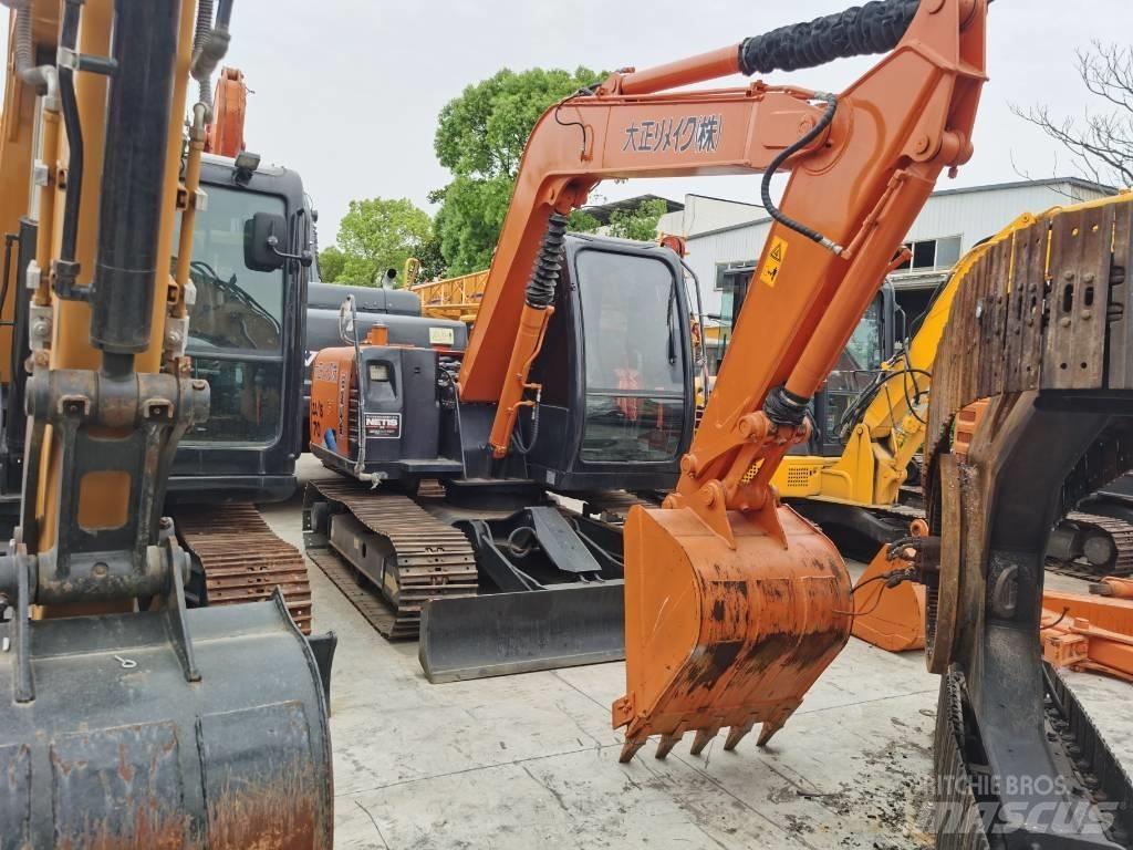 Hitachi ZX 70 Гусеничные экскаваторы