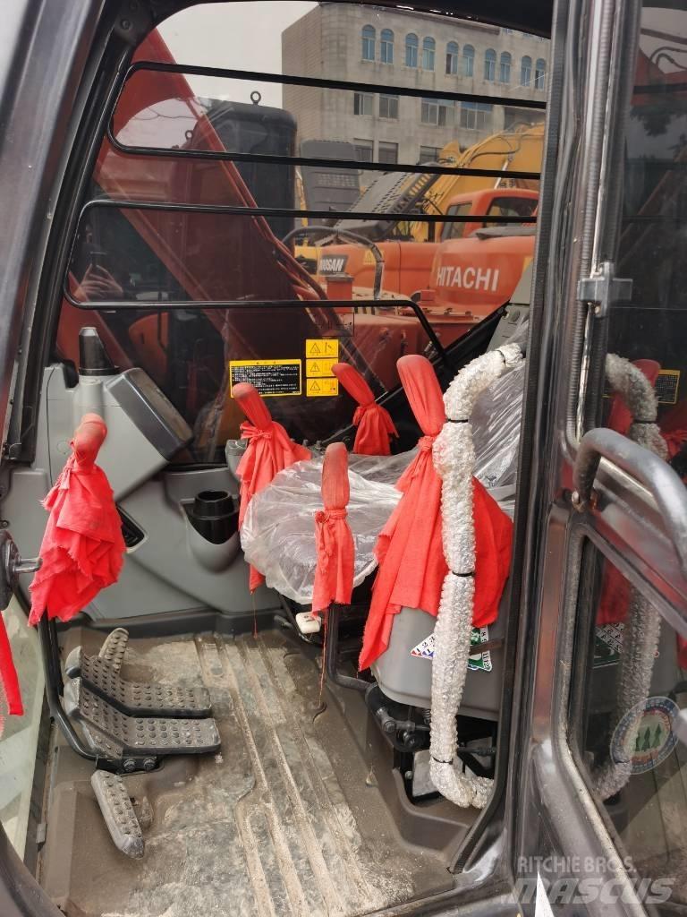 Hitachi ZX 70 Гусеничные экскаваторы
