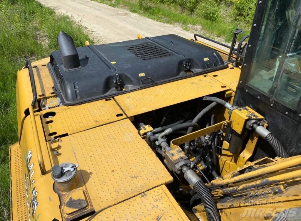 CAT 320 D FM Лесопогрузчик
