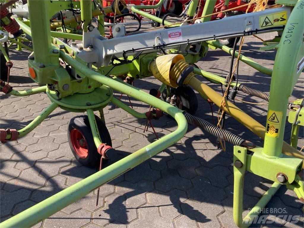 CLAAS Volto 670 Грабли-ворошилки