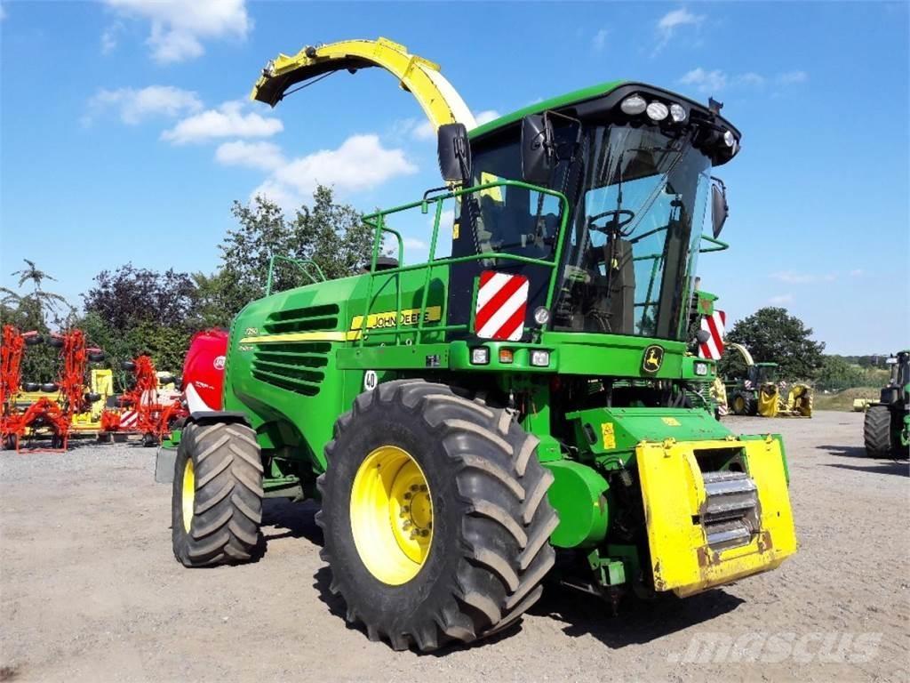 John Deere 7350 Самоходные кормоуборочные комбайны