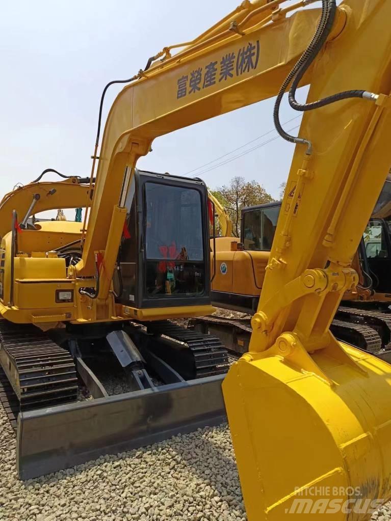 Komatsu PC 70 Гусеничные экскаваторы