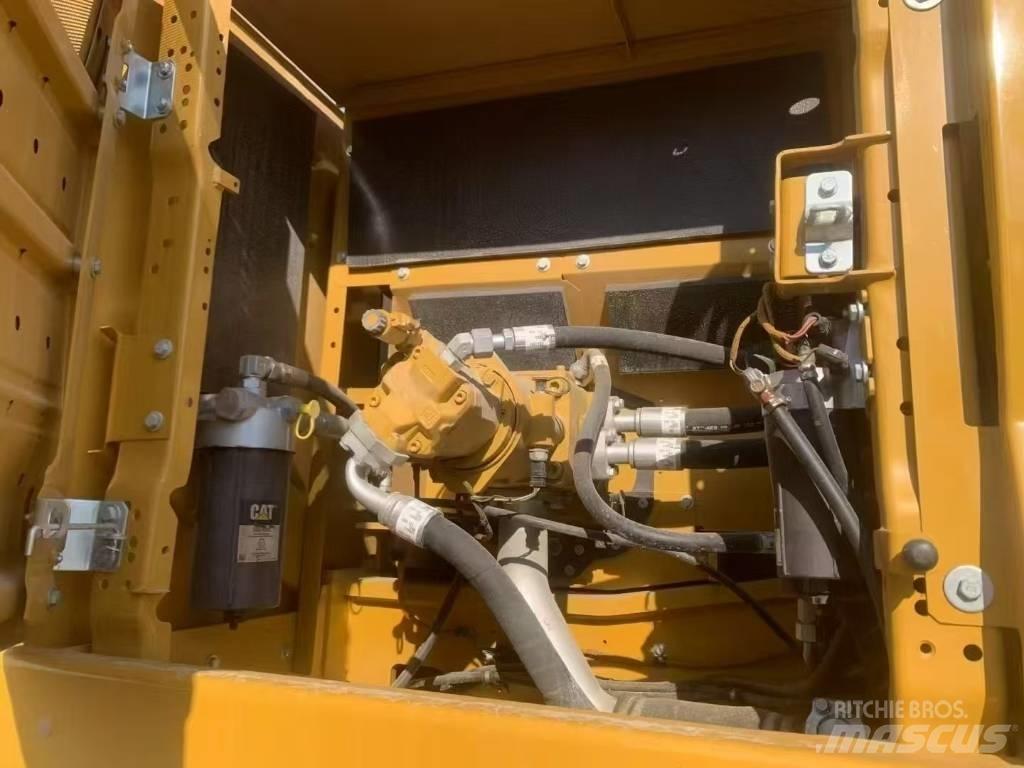 CAT 345GC Гусеничные экскаваторы