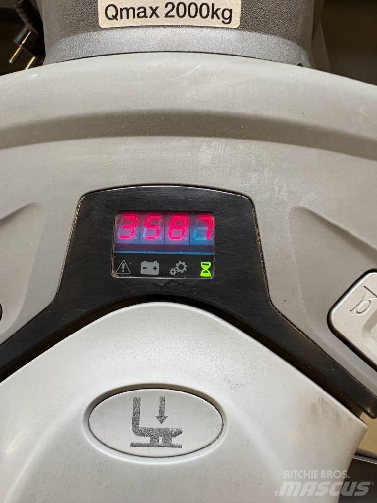 Cesab P 320 Самоходные электрические тележки