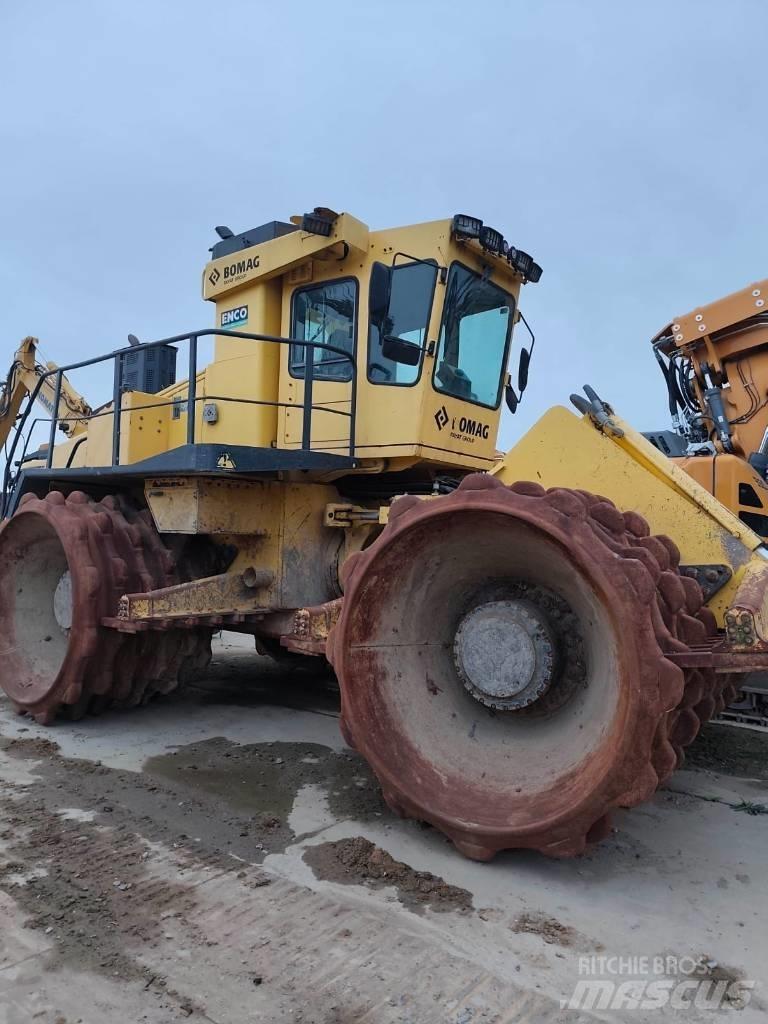 Bomag BC 972 RB Уплотнители для закладки отходов