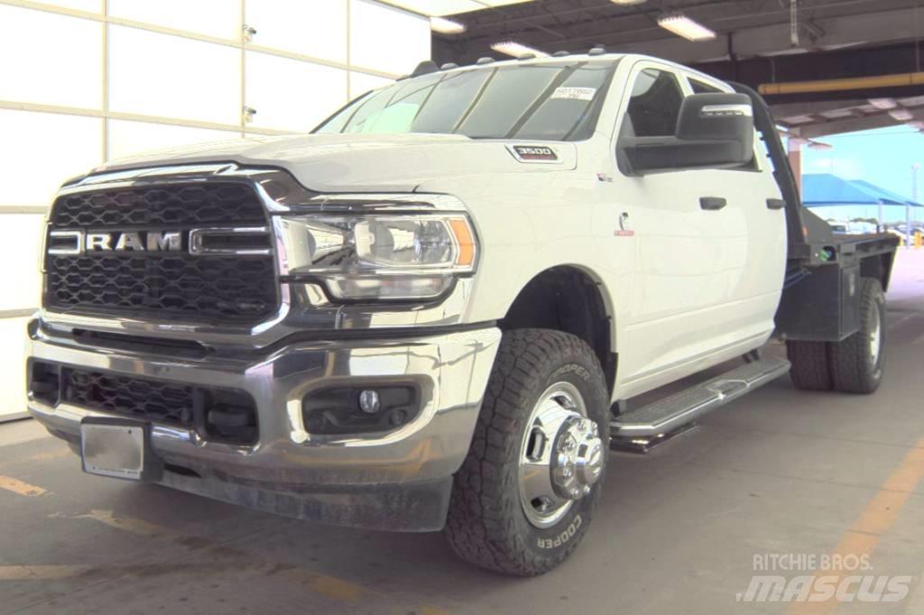 RAM 3500 TRADESMAN Грузовики-платформы/боковая разгрузка