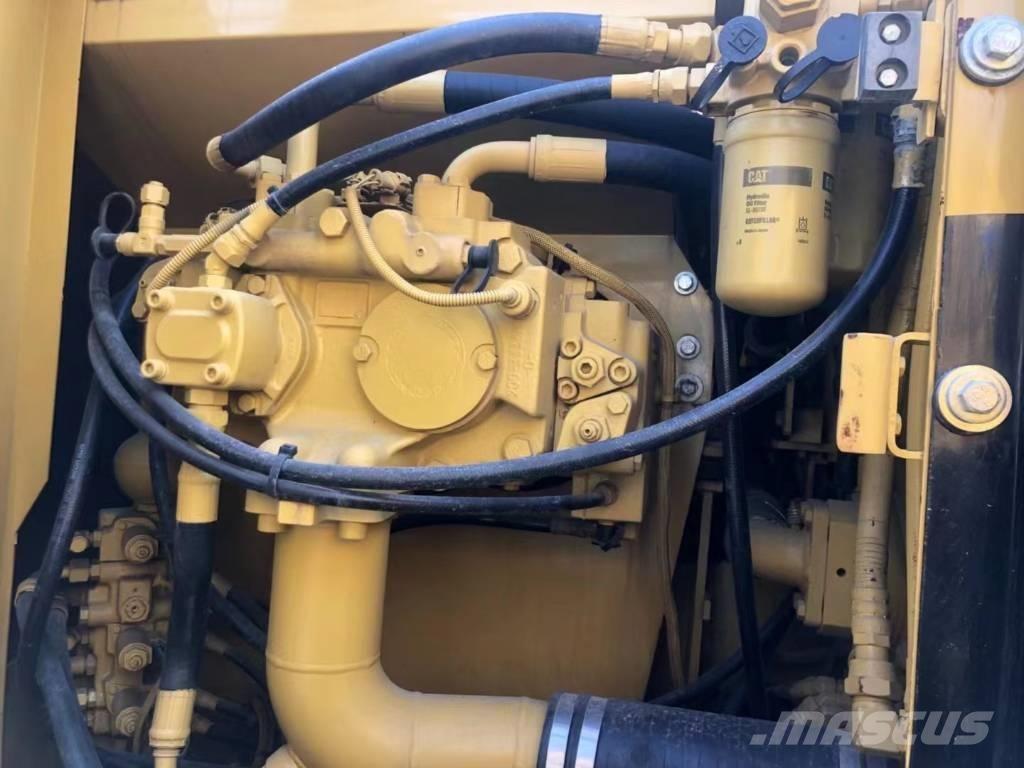 CAT 318C Гусеничные экскаваторы