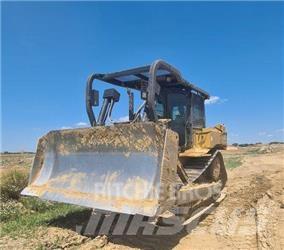 CAT D 6 R Гусеничные бульдозеры