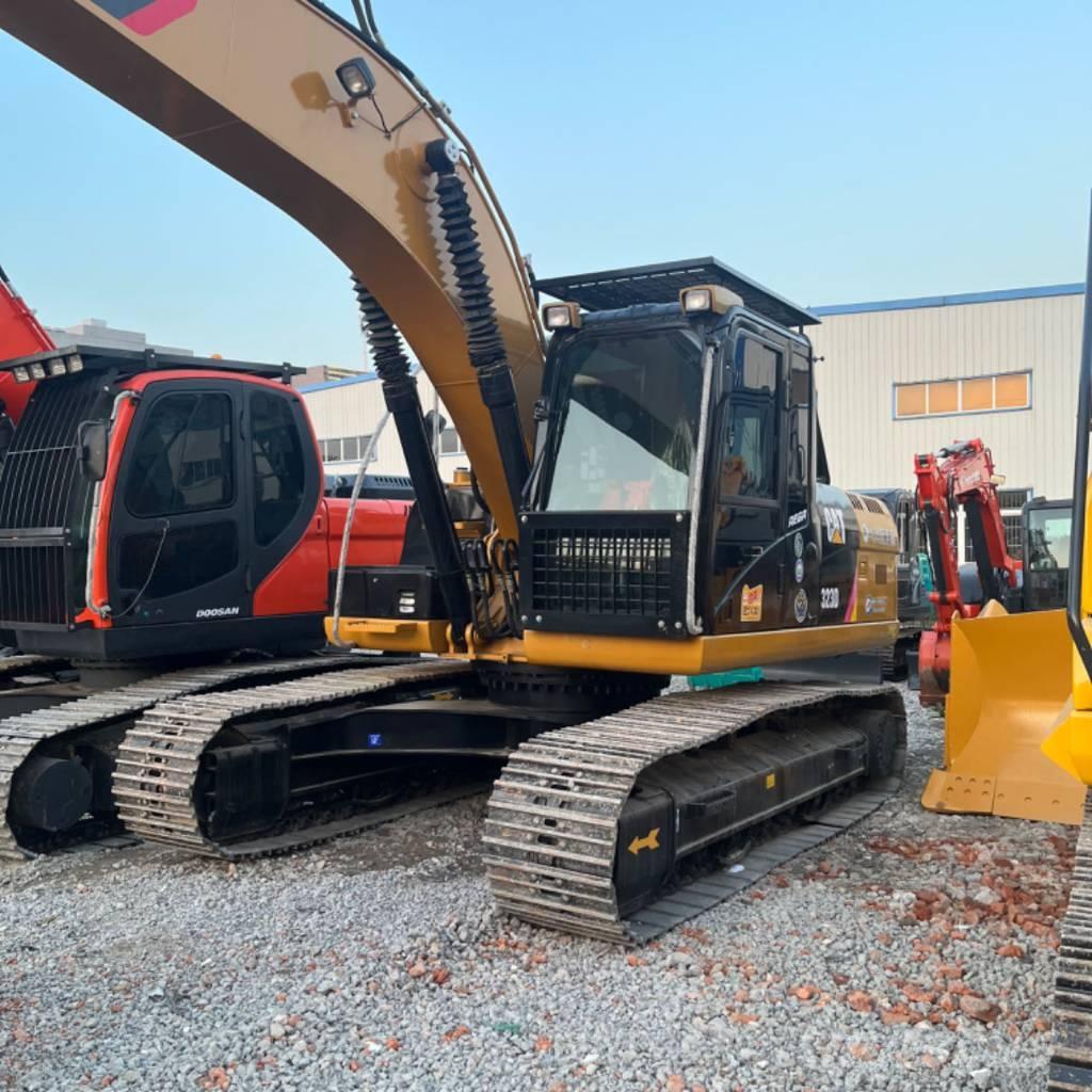 CAT 323 D Гусеничные экскаваторы
