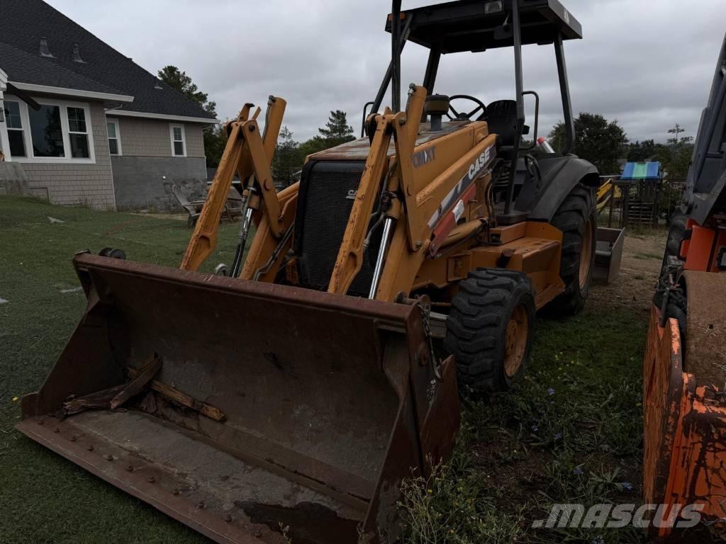CASE 570 M XT Фронтальные погрузчики