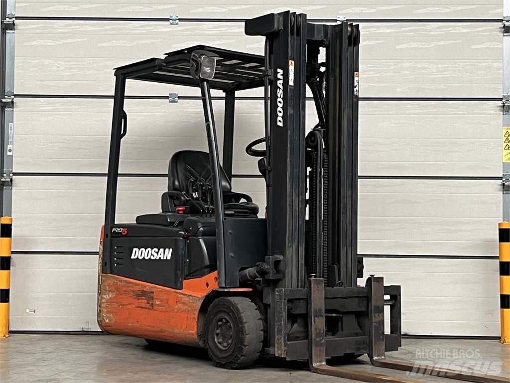 Doosan B18T-5 Электропогрузчики