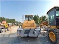 XCMG SX233JE Грунтовые катки