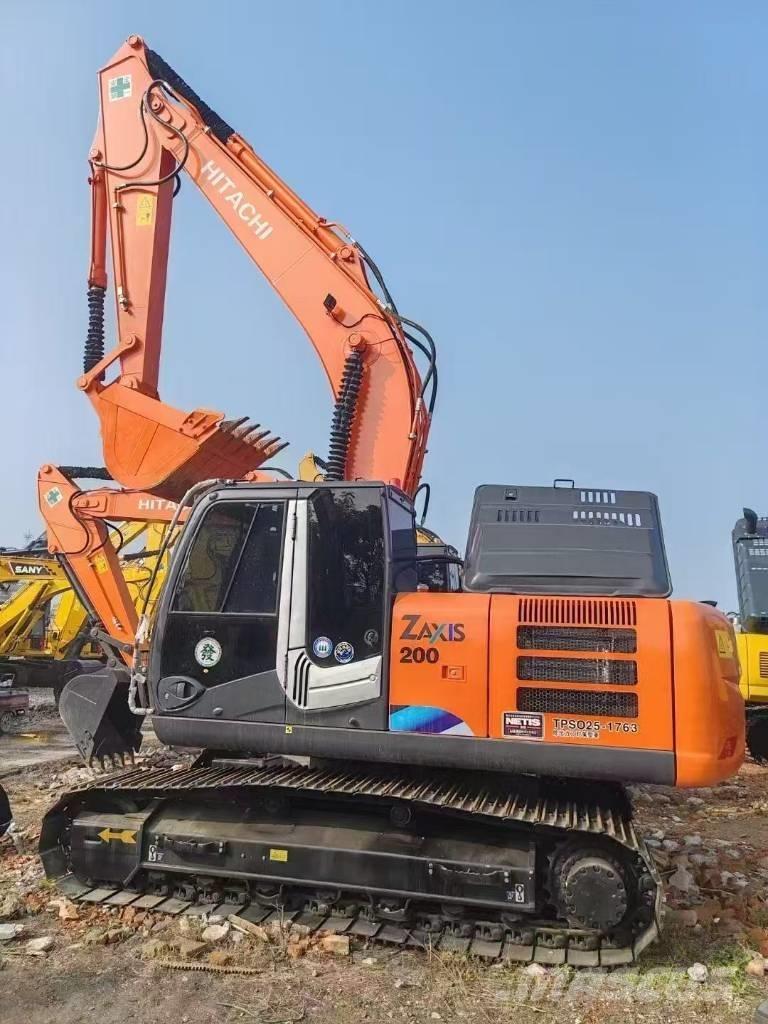 Hitachi 200-3 Гусеничные экскаваторы