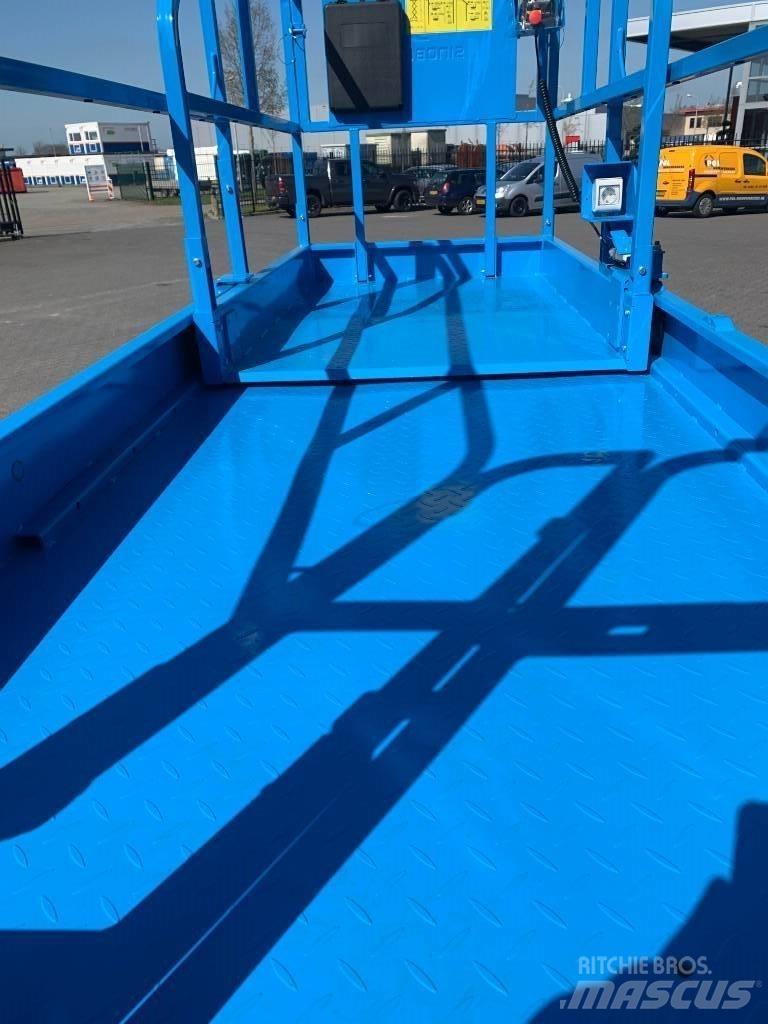 Sinoboom GN2746E Ножничные подъемники