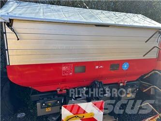 Kverneland CL 1300 Разбрасыватели минеральных удобрений
