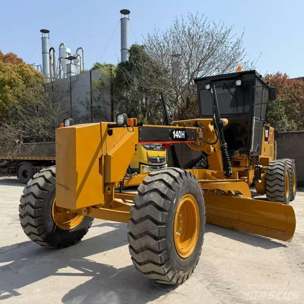 CAT 140h Грейдеры