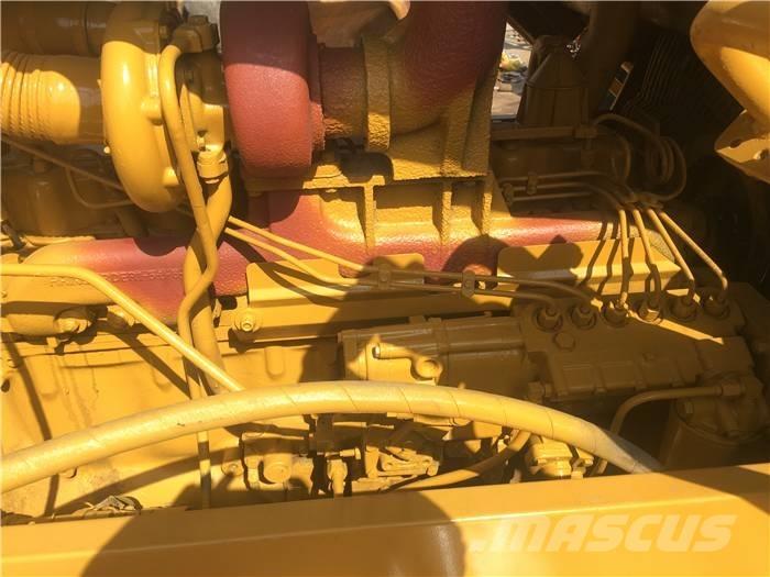 CAT D 6 D Гусеничные бульдозеры