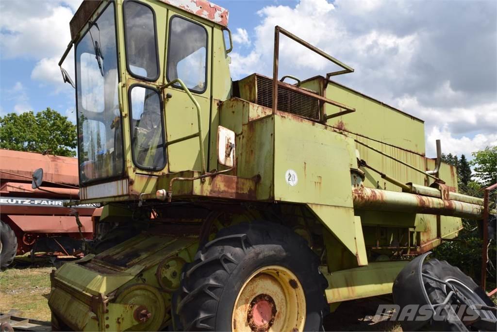 CLAAS Dominator 80 Зерноуборочные комбайны