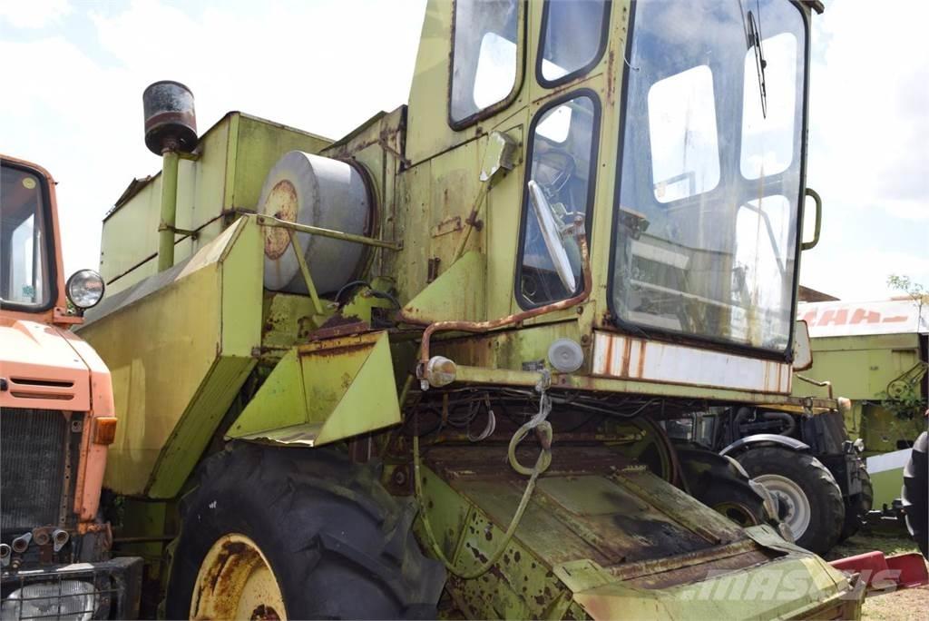 CLAAS Dominator 80 Зерноуборочные комбайны