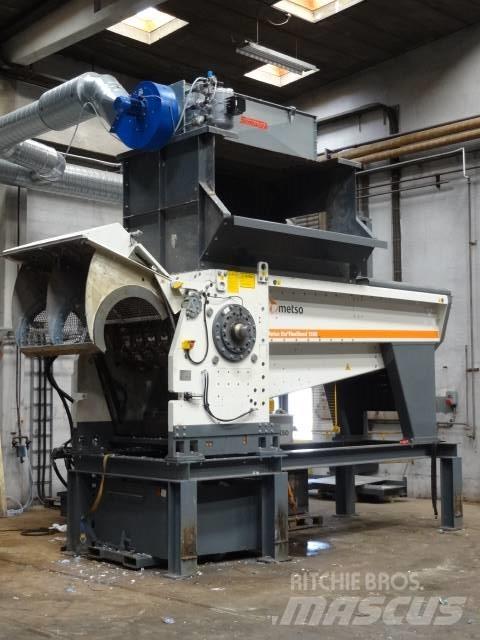 M&J FineShred 1500 Промышленные шредеры