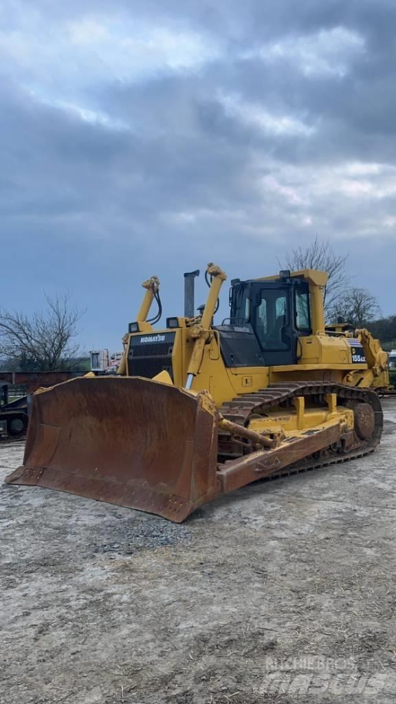 Komatsu D 155 AX-5 Гусеничные бульдозеры