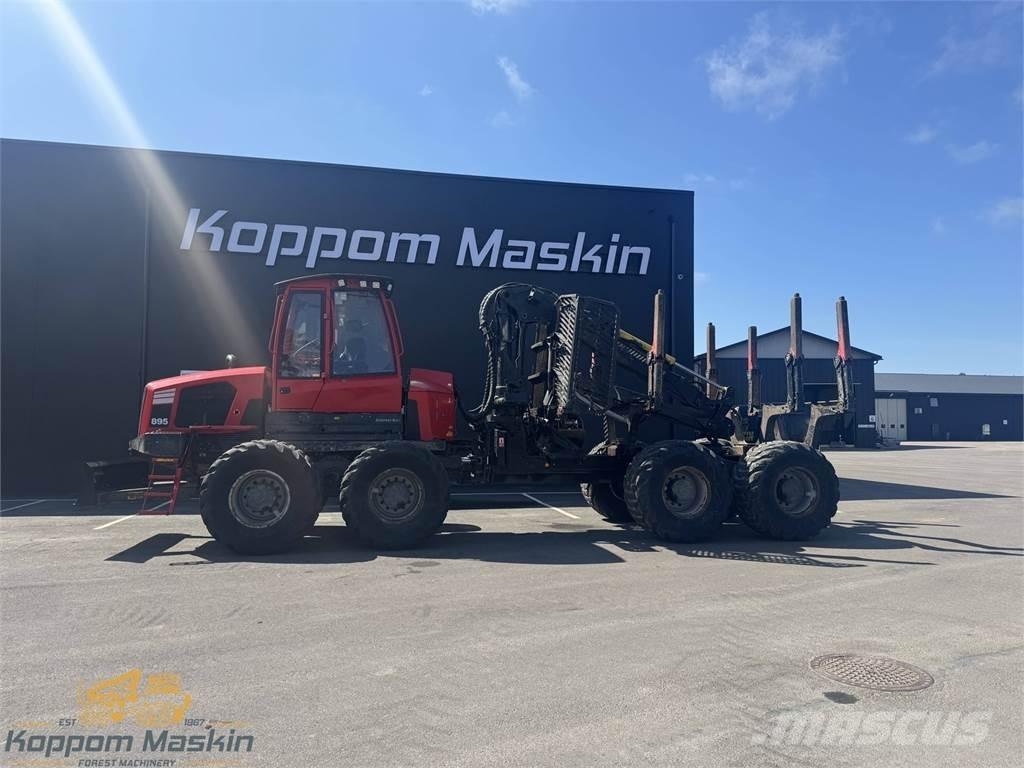 Komatsu 895 Форвардеры